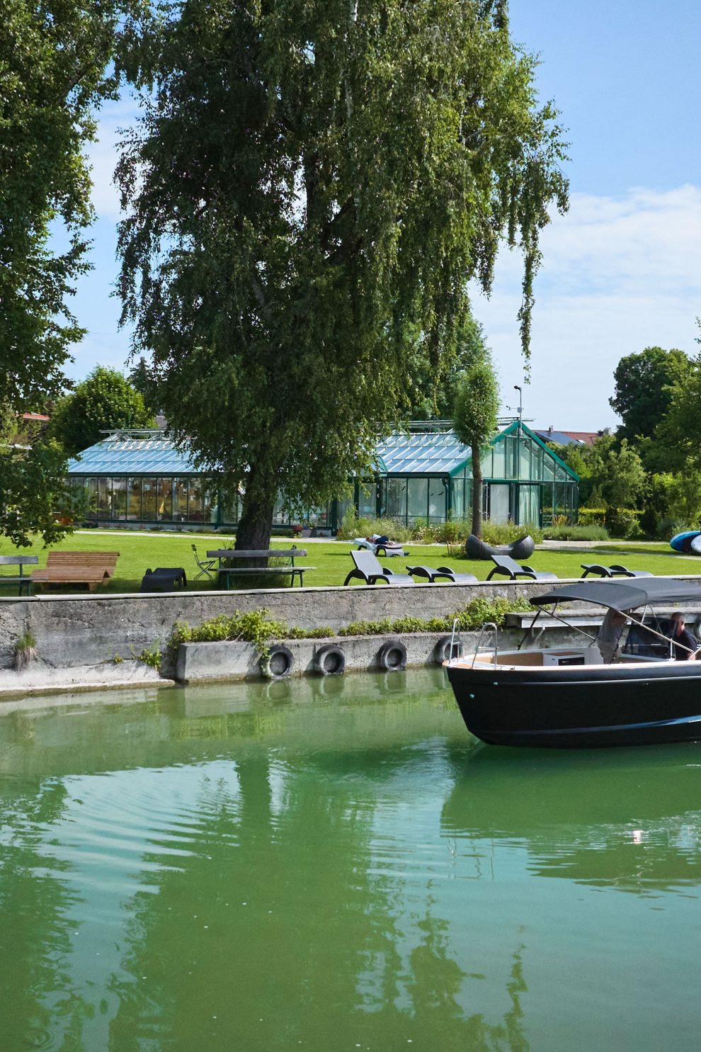 DJI_20250606104706_0067_D-min https://oberarzt-chiemsee.de/wp-content/uploads/2025/07/DJI_20250606104706_0067_D-min-990x1485.jpg